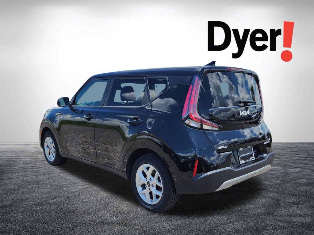 Certified 2024 Kia Soul LX w/ Option Group 015 FWD image 6