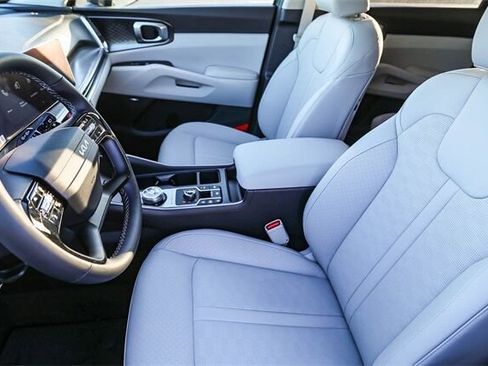 New 2026 Kia Sorento EX w/ EX Premium Package AWD/4WD image 15