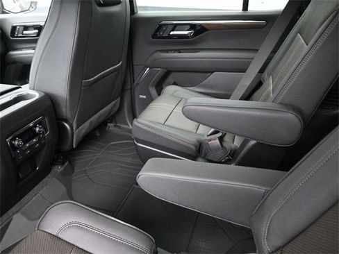 New 2026 Chevrolet Tahoe High Country image 19