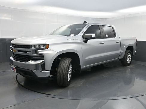 Used 2021 Chevrolet Silverado 1500 LT w/ Bed Protection Package AWD/4WD image 18