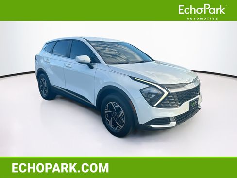 Used 2023 Kia Sportage LX AWD/4WD image 1