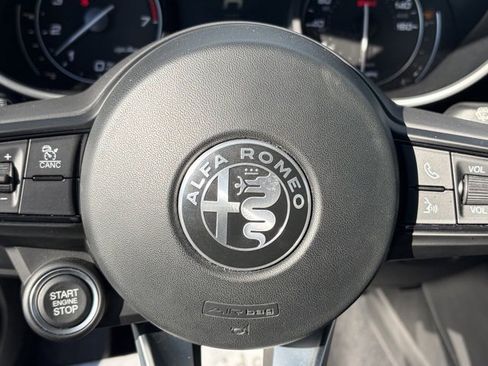 Used 2023 Alfa Romeo Giulia Ti image 25