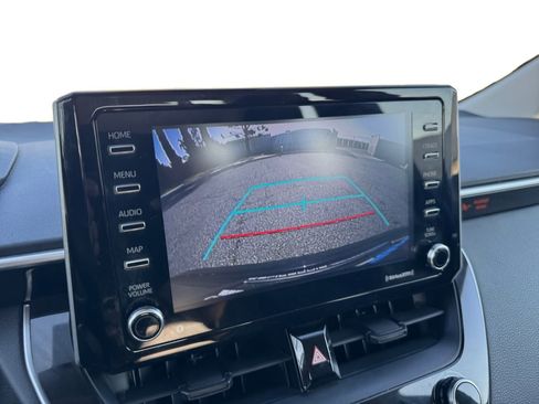 Used 2021 Toyota Corolla LE w/ Carpet Mat Package (TMS) image 13