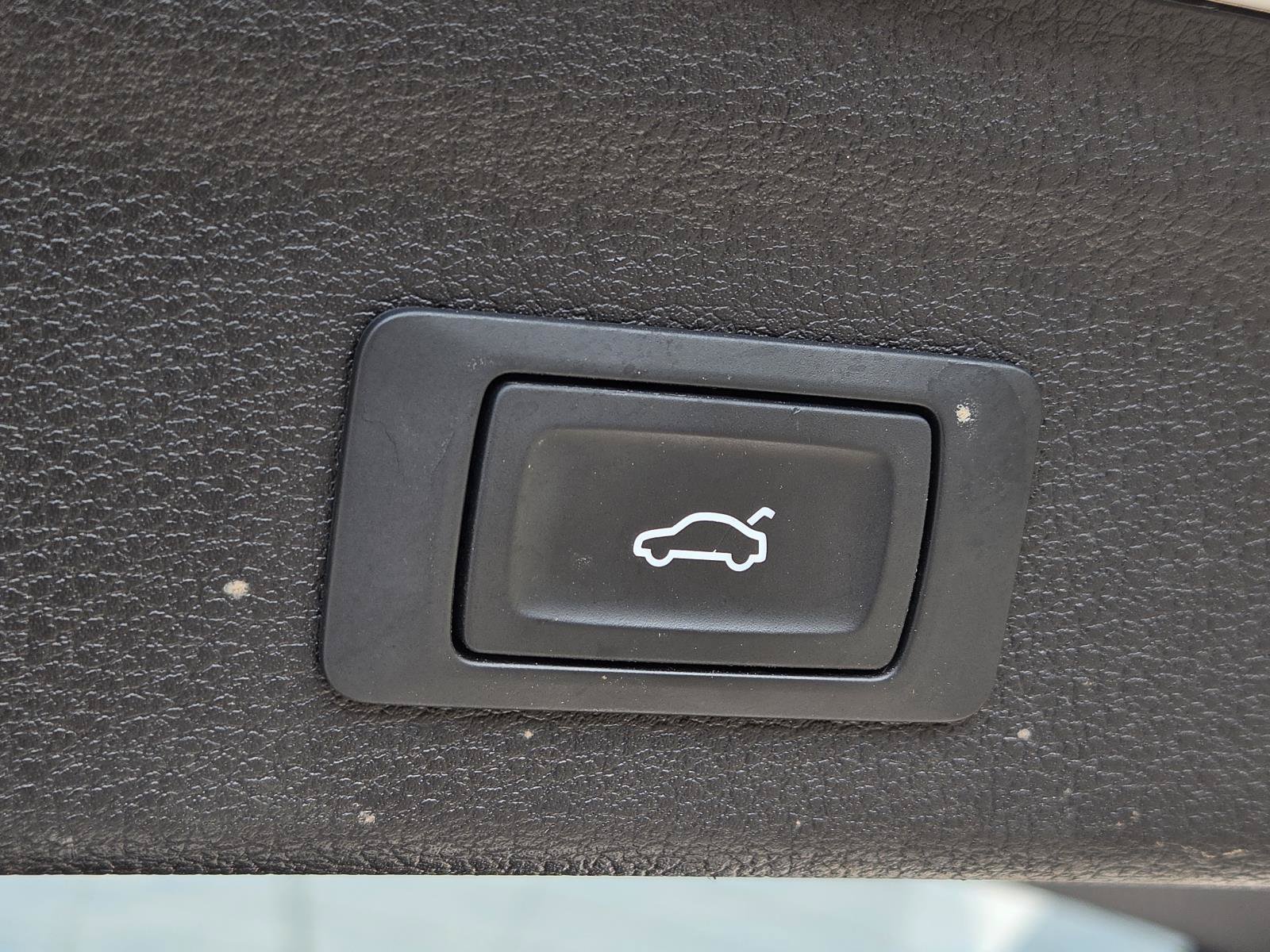 Used 2025 Audi Q3 2.0T Premium AWD/4WD image 10