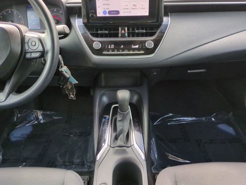 Certified 2024 Toyota Corolla LE FWD image 18