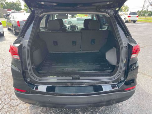 Used 2022 Chevrolet Equinox LS w/ LS Convenience Package FWD image 7