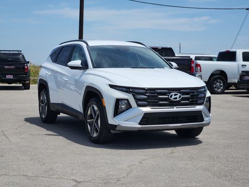 Used 2026 Hyundai Tucson SEL AWD/4WD image 3