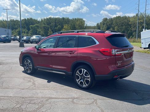 Used 2024 Subaru Ascent Limited AWD/4WD image 3