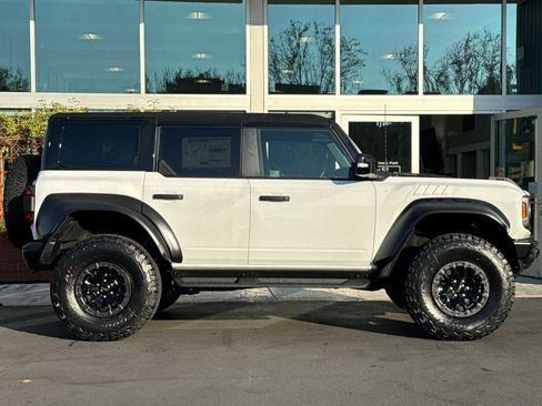 New 2025 Ford Bronco Raptor image 3