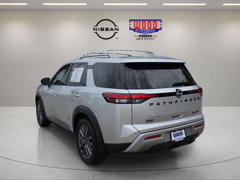 Used 2023 Nissan Pathfinder SL w/ SL Premium Package AWD/4WD image 7