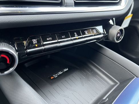 New 2026 Chevrolet Equinox EV LT image 11