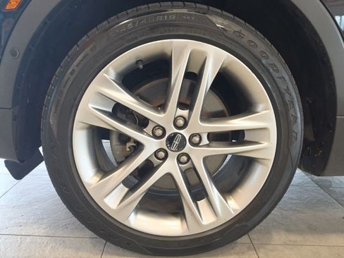 Used 2017 Lincoln MKC Reserve AWD/4WD image 11