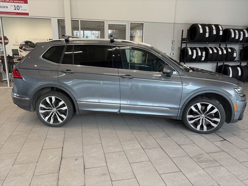 Used 2020 Volkswagen Tiguan SEL Premium R-Line image 4