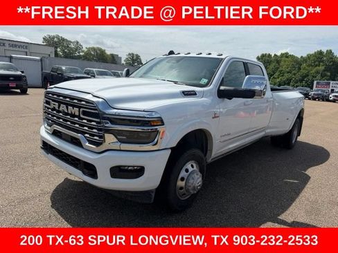 Used 2025 RAM 3500 Limited AWD/4WD image 3
