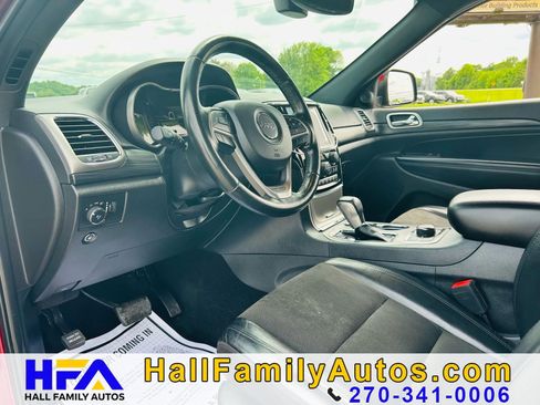 Used 2020 Jeep Grand Cherokee Laredo w/ Quick Order Package 2BN North AWD/4WD image 12