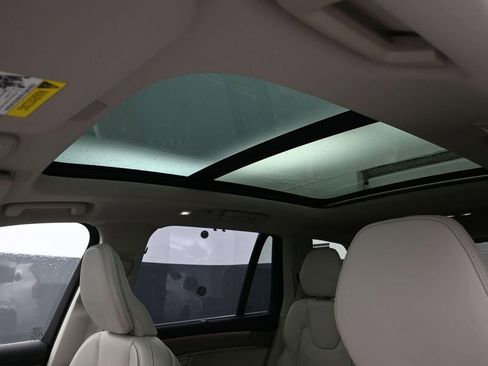 New 2026 Volvo XC90 B6 Ultra w/ Protection Package AWD/4WD image 11