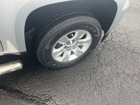 Used 2017 GMC Canyon SLE w/ SLE Convenience Package image 30