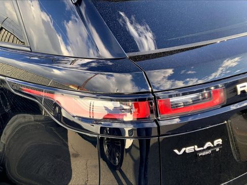 Used 2020 Land Rover Range Rover Velar S image 25