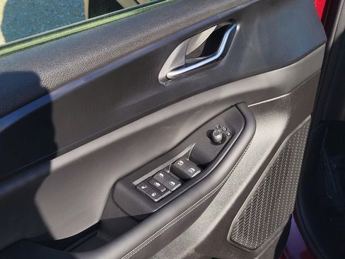 New 2025 Jeep Grand Cherokee Laredo image 11