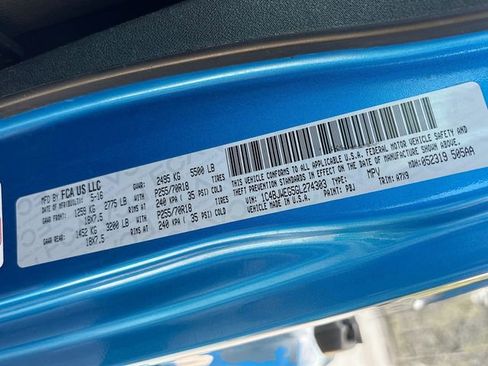 Used 2016 Jeep Wrangler Unlimited Sahara w/ Connectivity Group image 39