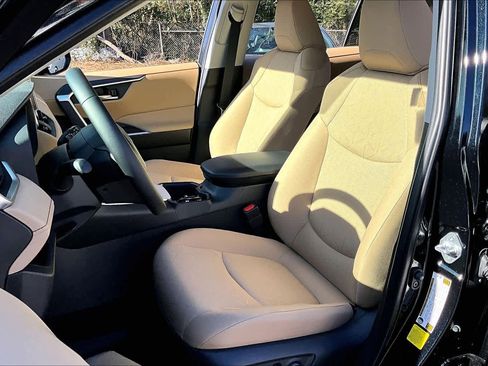 Certified 2025 Toyota RAV4 XLE image 9