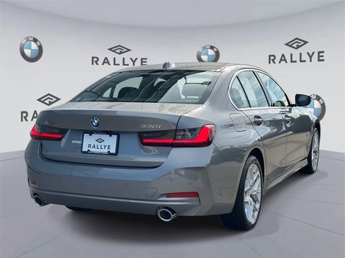 Certified 2025 BMW 330i xDrive 330i xDrive w/ Convenience Package image 4