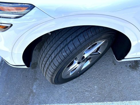 New 2026 Genesis GV70 2.5T AWD/4WD image 23