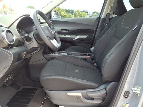 Used 2023 Nissan Kicks SV FWD image 24