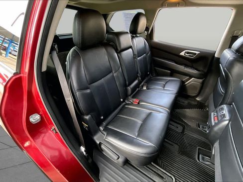 Used 2015 Nissan Pathfinder SL w/ SL Premium Package FWD image 19