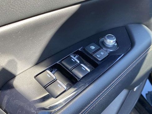 Used 2022 MAZDA CX-5 AWD 2.5 S w/ Premium Package image 22