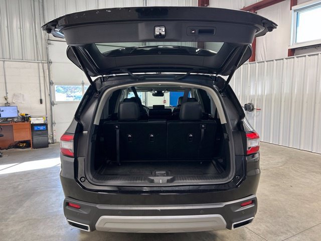 Certified 2025 Honda Pilot Touring image 22