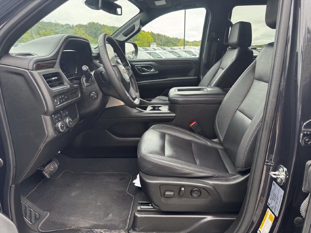 Used 2023 Chevrolet Tahoe LT w/ LT Signature Plus Package AWD/4WD image 12