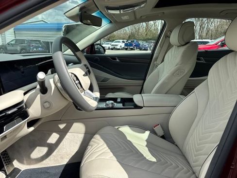 Used 2025 Genesis G80 3.5T Sport image 13