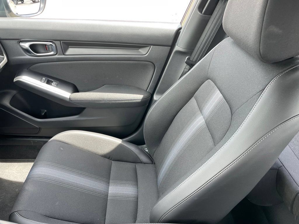 Used 2025 Honda Civic Sport image 16