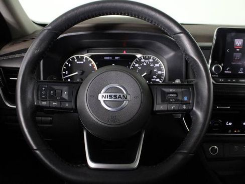 Certified 2021 Nissan Rogue SV w/ Premium Package FWD image 28