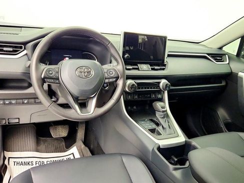 Used 2025 Toyota RAV4 XLE Premium AWD/4WD image 13