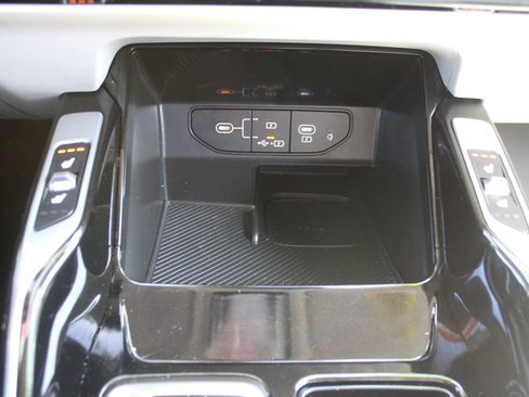 Used 2025 Kia Sorento SX AWD/4WD image 41