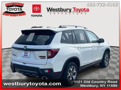 Used 2023 Honda Passport TrailSport image 7