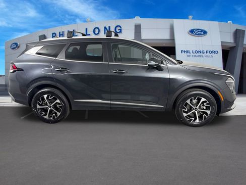 Used 2024 Kia Sportage EX AWD/4WD image 6