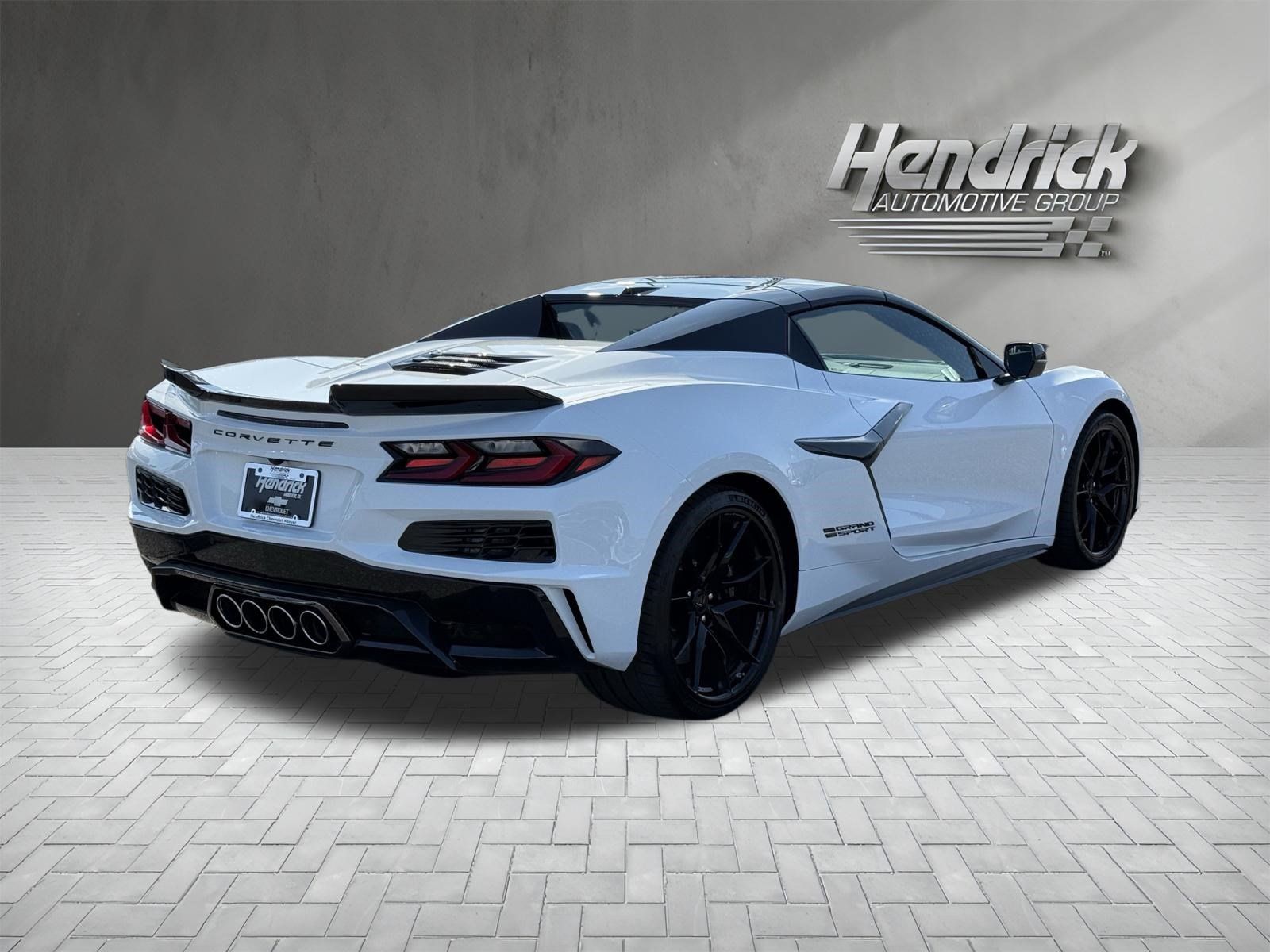 Used 2027 Chevrolet Corvette Grand Sport w/ Z52 Sport Performance Package RWD image 10