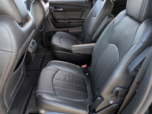 Used 2017 Chevrolet Traverse Premier image 19