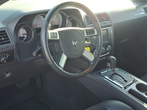 Used 2010 Dodge Challenger SRT8 image 7