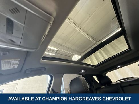 Used 2020 Chevrolet Equinox Premier AWD/4WD image 25