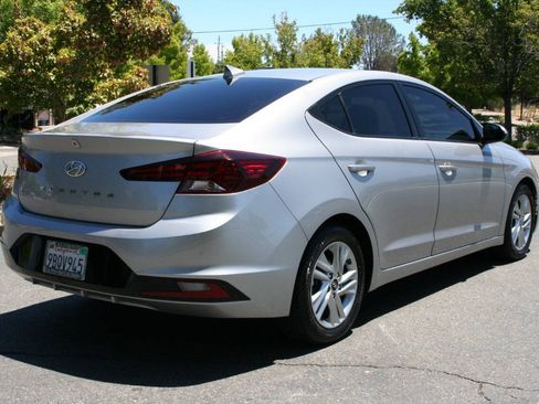Used 2020 Hyundai Elantra SEL w/ Cargo Package (C1) FWD image 4