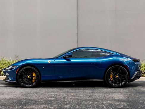 Used 2024 Ferrari Roma image 2