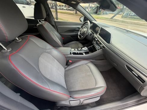 Used 2022 Hyundai Sonata SEL Plus FWD image 11