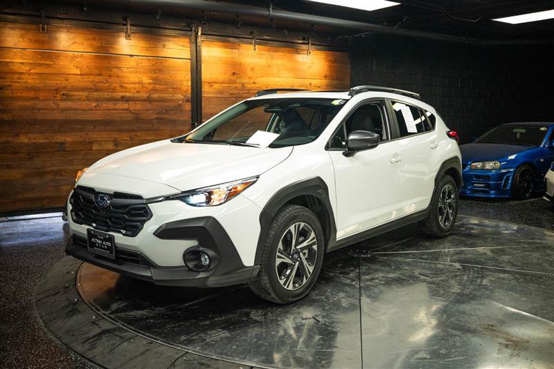 Used 2024 Subaru Crosstrek 2.0i Premium AWD/4WD image 2