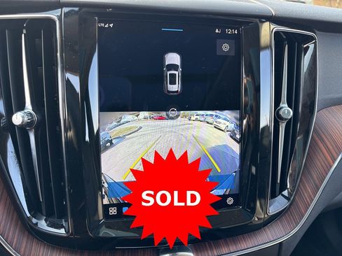 Certified 2023 Volvo XC60 B5 Plus w/ Protection Package Premier image 20