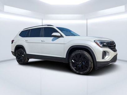 New 2026 Volkswagen Atlas SE