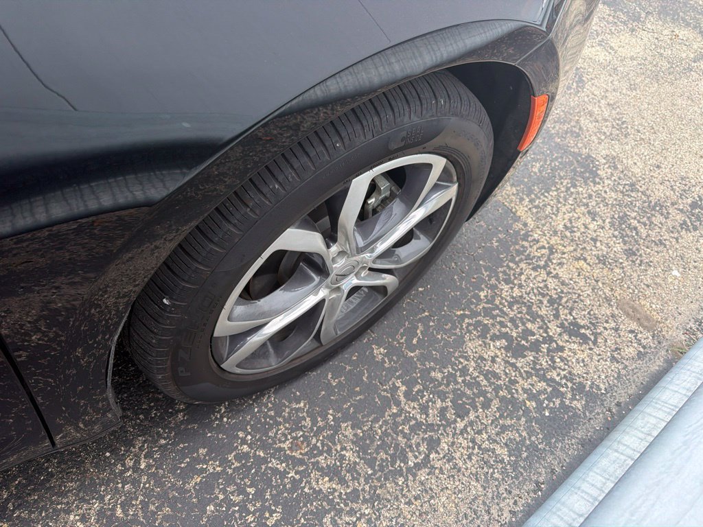 Used 2025 Chrysler Pacifica Pinnacle FWD image 6
